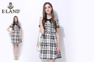 ELAND衣恋16年夏季新黑白格纹系带连衣裙EEOW62452B专柜正品