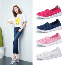 Spring and summer breathable hollow woven women's shoes sneakers mother's shoes soft sole walking shoes mesh shoes