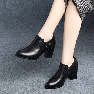 粗跟单鞋女2019秋季新款百搭真皮女