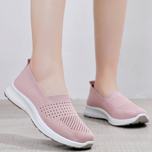 Spring and summer 2020 new mesh shoes women's breathable mesh old Beijing cloth shoes soft sole anti slip