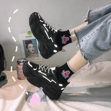 All black daddy's shoes women's fashion ins reflective fishbone sneakers new look in spring 2020