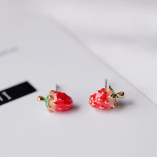 Korean version of small strawberry Earrings female simple students lovely small fresh Earrings 2020 new trend
